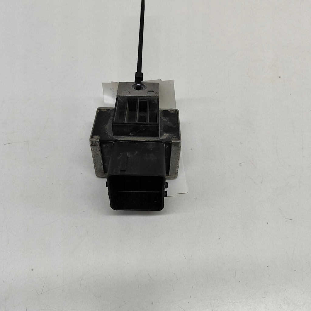 фото №5, Nissan np300 2017 реле / модуль системы отопления предварительного