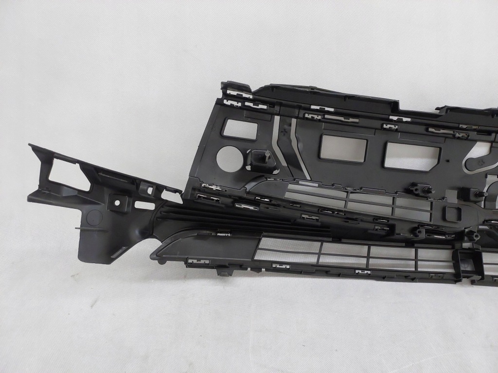 Opel granland 17+ усилитель решётка бампера c08628-1023146 с Разборки