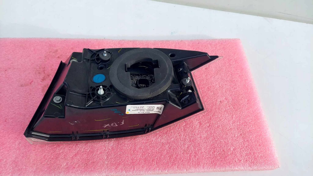 фото №5, Tesla model s lift лампа ліва задня задня led 1899