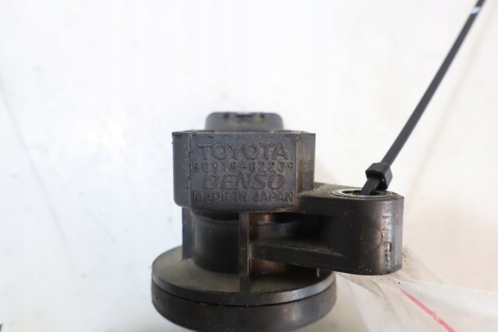 фото №4, Катушка зажигания toyota yaris ii 1.0