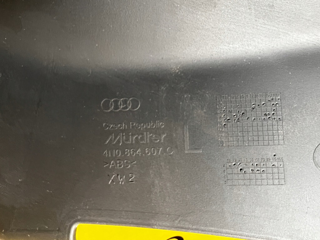 Накладка молдинг поріг ліве задні led audi a8 d5 nwb в Україні