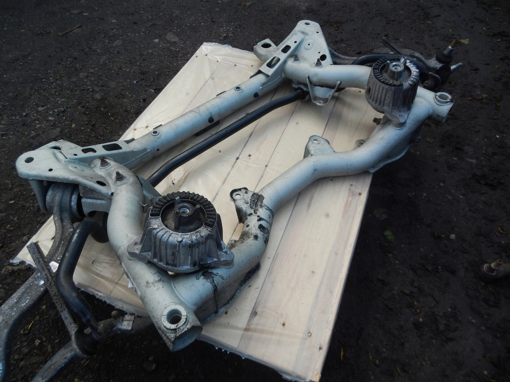 фото №4, Подрамник подрамник балка mercedes w212 e klasa hybrid