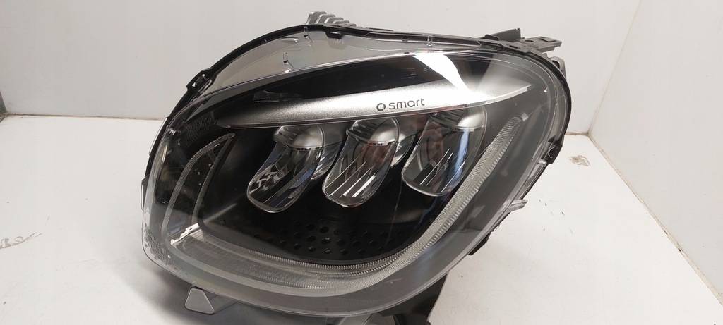 фото №10, Лампа лампы перед правая левая smart a453 full led a45390669701 a4539066102