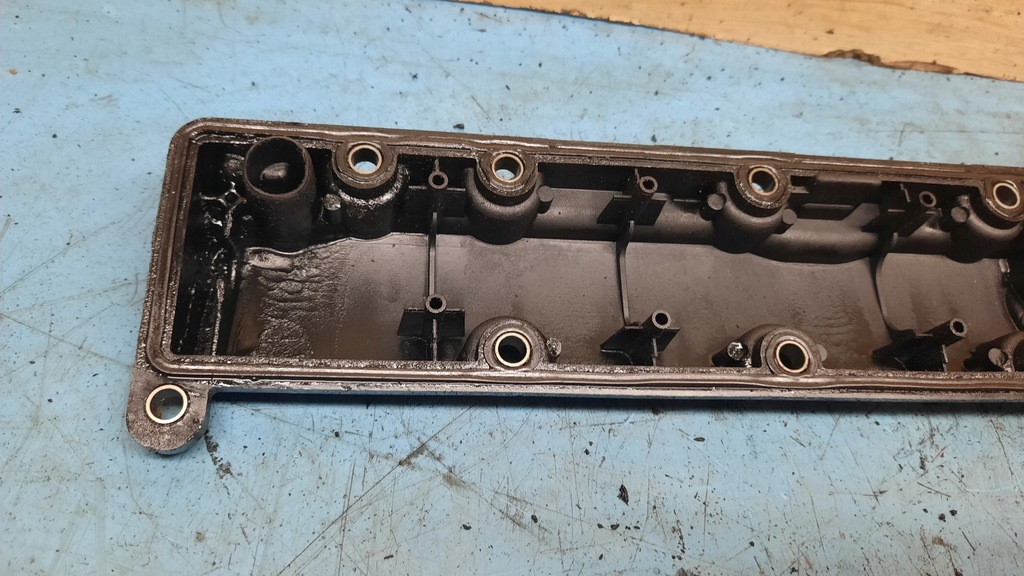 фото №5, Крышка клапанов 9628240980 citroen xsara 1.8b