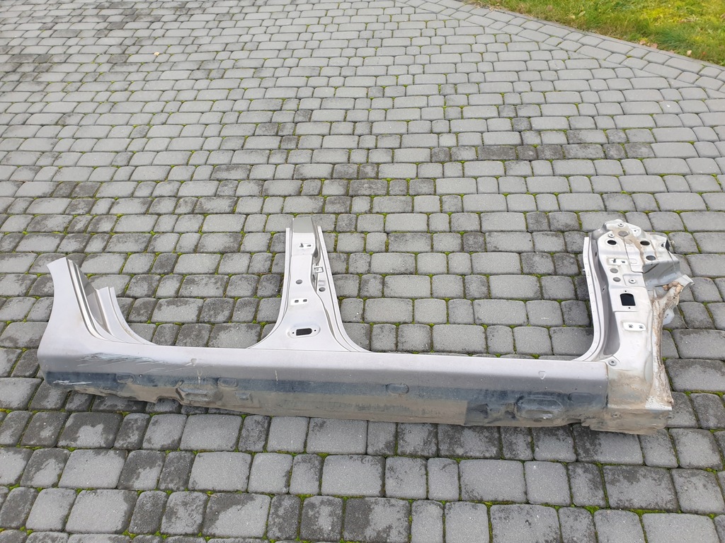 фото №1, Блок двигателя дверной порог renault clio 4 iv 2013- правый