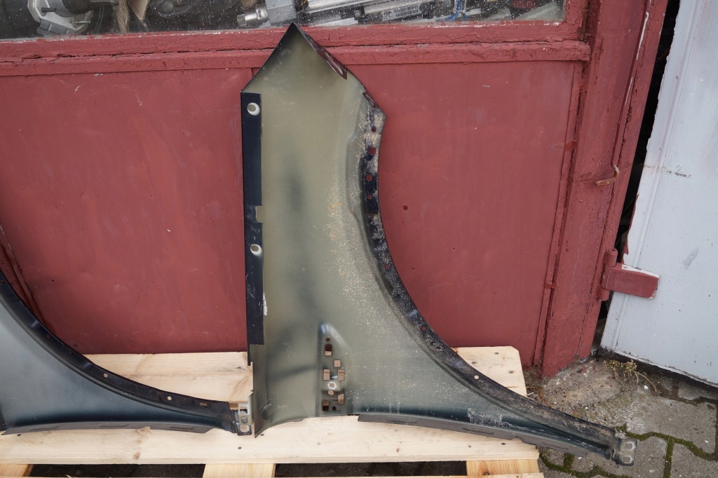 фото №3, Land rover discovery sport l550 крыло правый