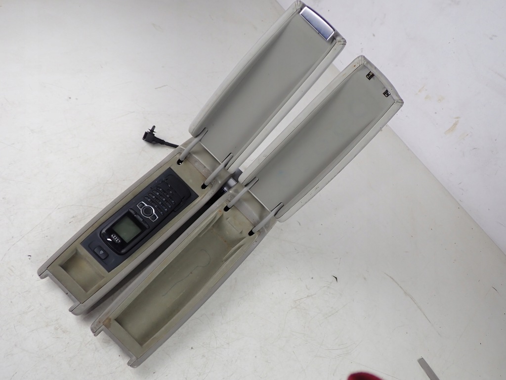 фото №8, Подлокотник бардачок с телефоном audi a8 s8 d3 5.2 któtki 4e0864206ad