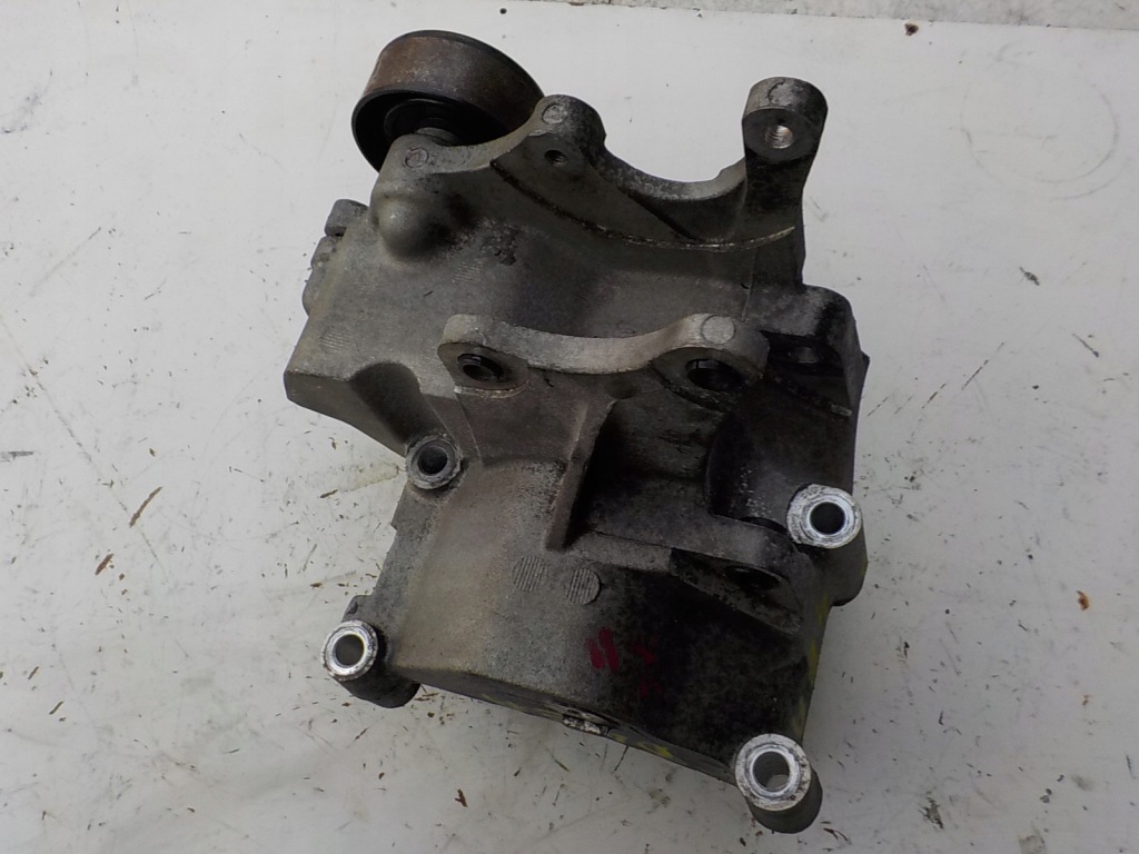 фото №6, Tucson sportage ii 2.0 crdi 140km кронштейн двигателя