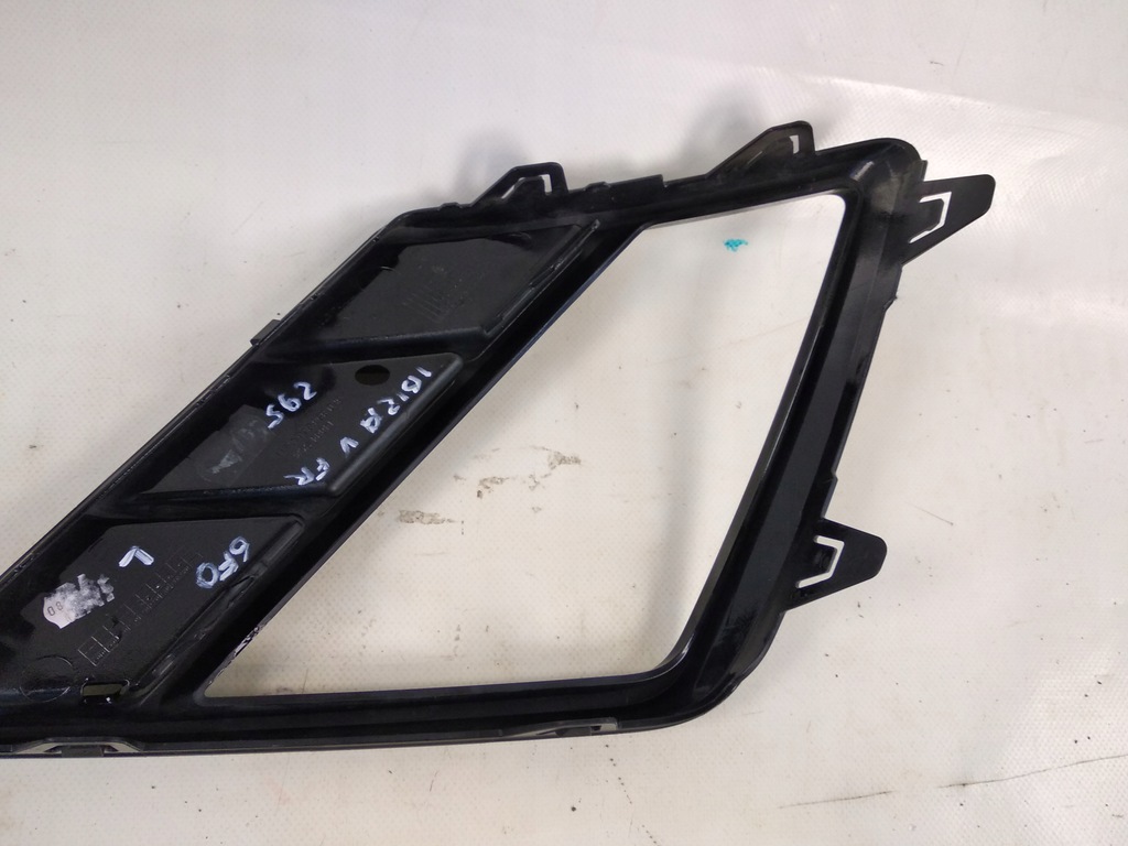 фото №8, Seat ibiza v fr 6f0 решітка бампера ліва перед 17-