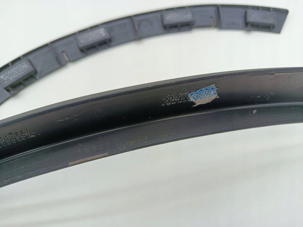 фото №7, Audi q7 4m молдинг крила права задня 4m0854820