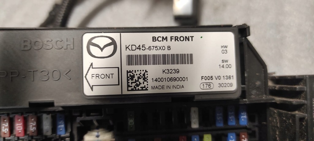 фото №3, Mazda 6 коробка предохранителей rok 2017