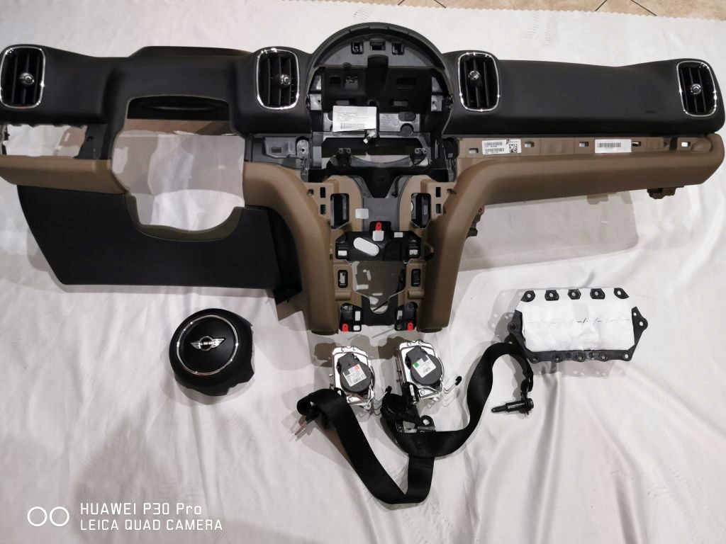 фото №1, Mini f60 countryman коричнева.