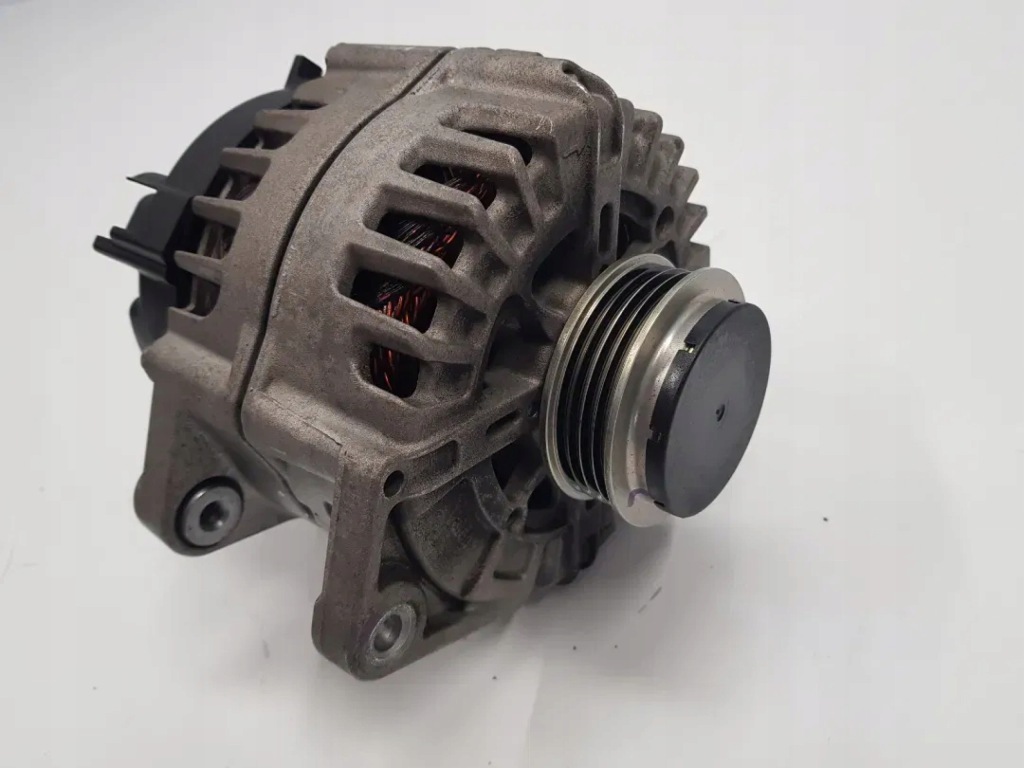 Генератор 14v 200a mercedes 4.0 v8 c63 amg m177980 w190 x290 w205 s205 w22 Зі Шроту