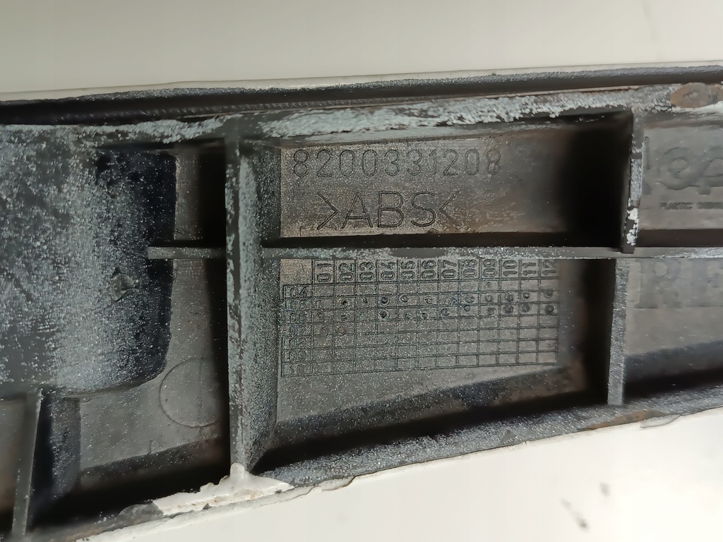 фото №3, Решётка радиатора молдинг решётка радиатора renault kangoo 8200331208