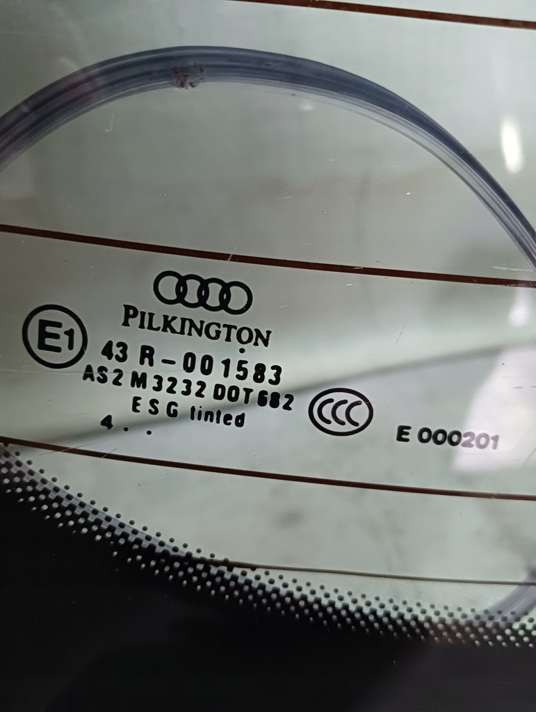 фото №2, Стекло задняя audi a3 8y sportback 2003-2012 as2 царапины