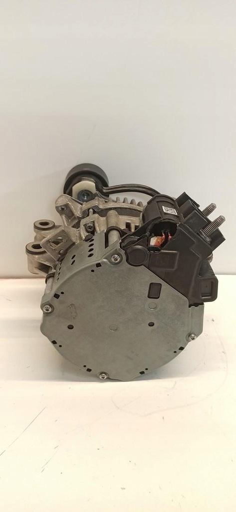 фото №4, Volvo xc40 генератор 32383087