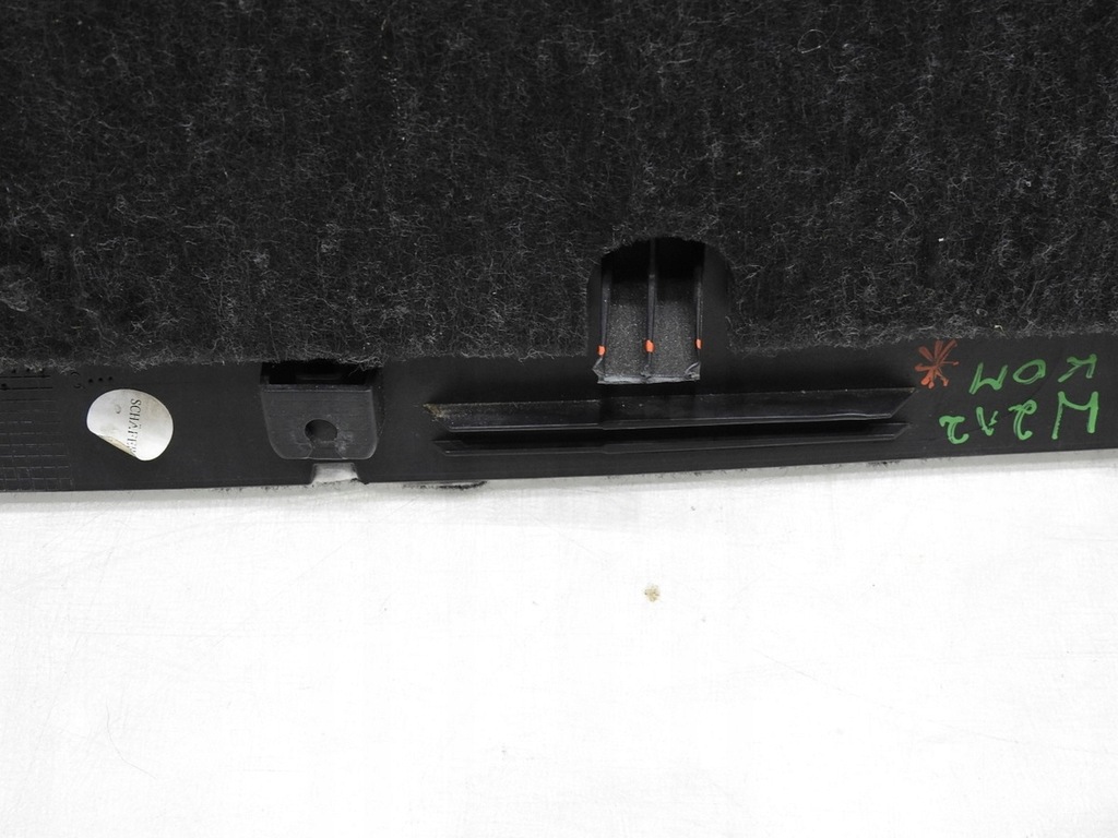 фото №8, Обивка крышки задняя mercedes w212 kombi