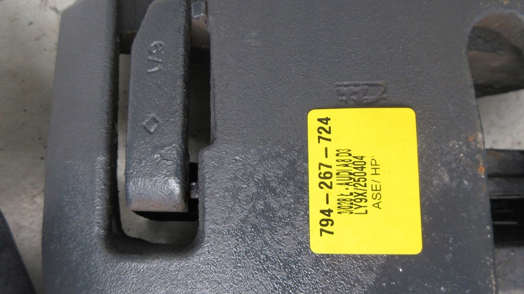 фото №9, Audi a8 d3 3.0tdi супорти передні перед swap гальма 35mm gr