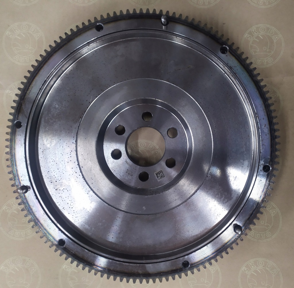 фото №1, Колесо маховик - 03l105269a