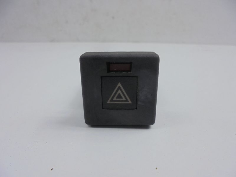 фото №1, Alfa romeo 75 вимикач аварійних 1613644