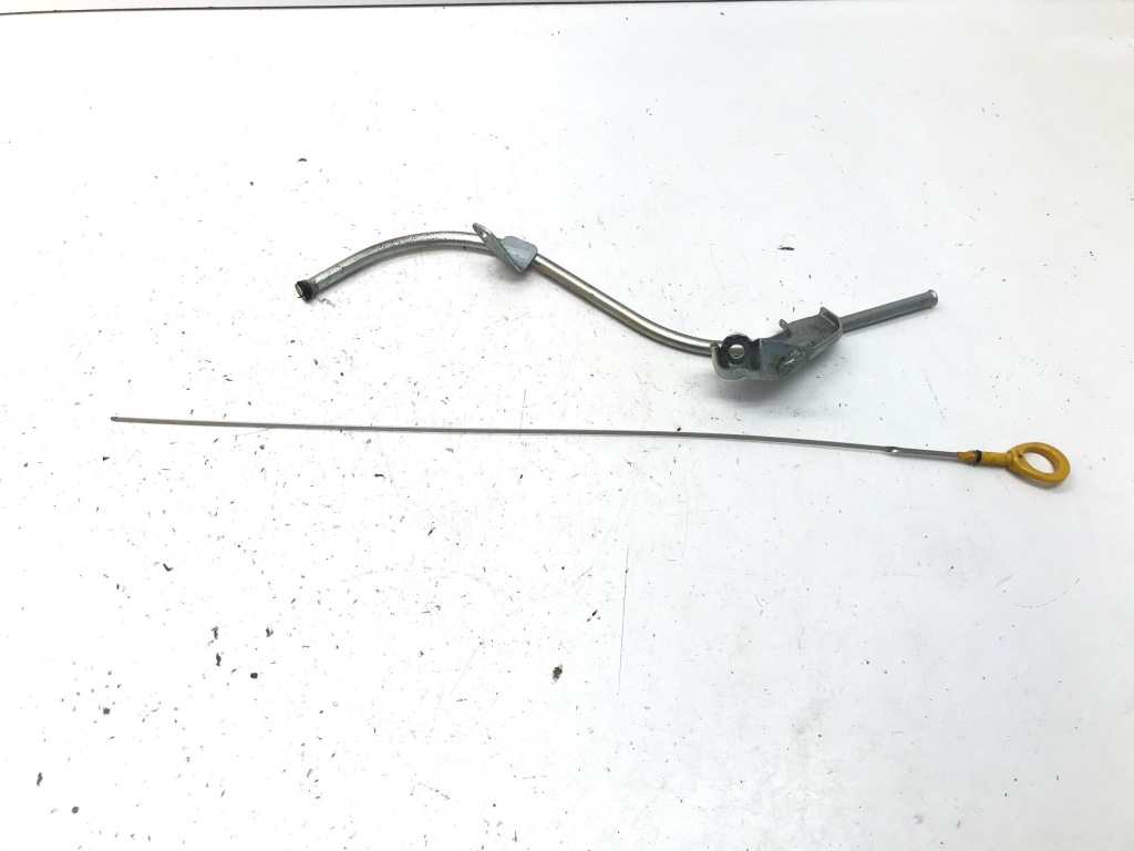 фото №1, Toyota c-hr chr ii corolla 1.8 h 2024 щуп щуп масла