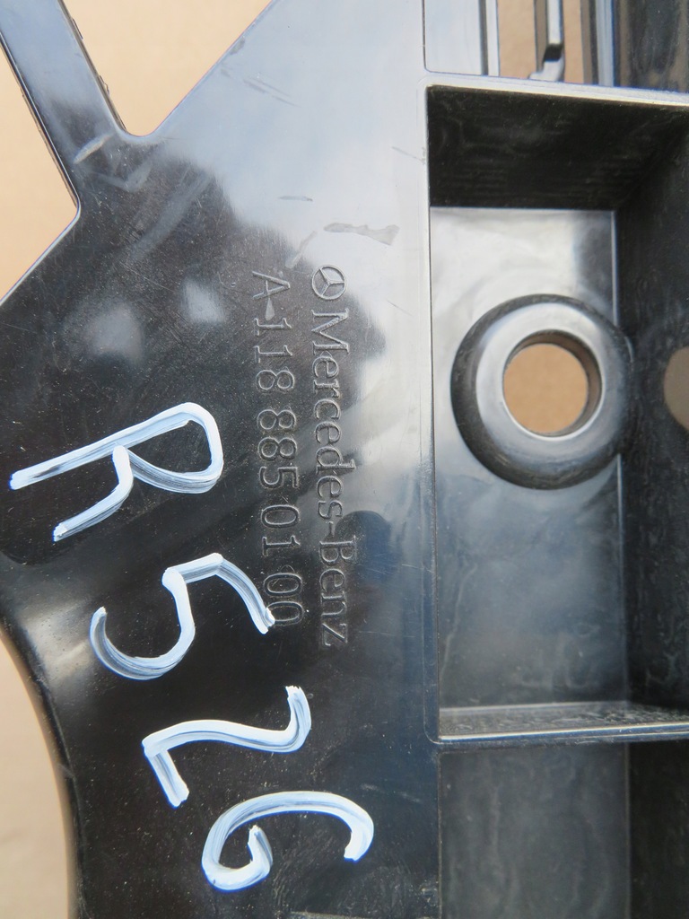 фото №12, Mercedes-benz cla coupe c118 задний левый кронштейн бампера a1188850100