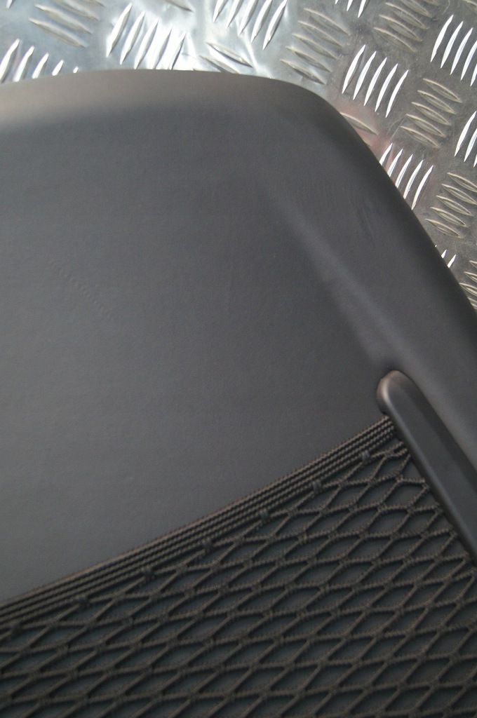 фото №7, Maserati levante задняя сиденье корпус защита