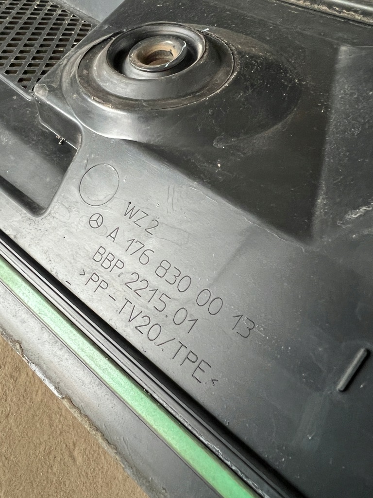 фото №10, Mercedes gla lift 17-19 w156 x156 жабо пластиковий europa