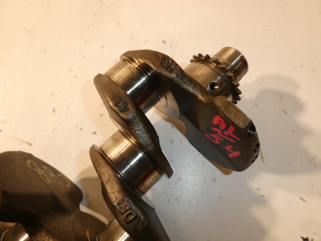 Vw seat skoda audi wał коленчатый 038101aa cbb Киев