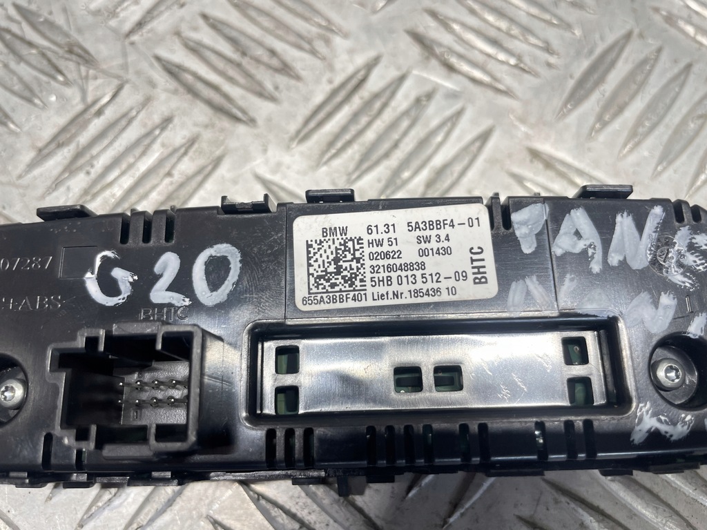 фото №10, Bmw оригинальный номер 5a3bbf4 3' g20 g21 4' g22 переключатель панель кондиционера обдув