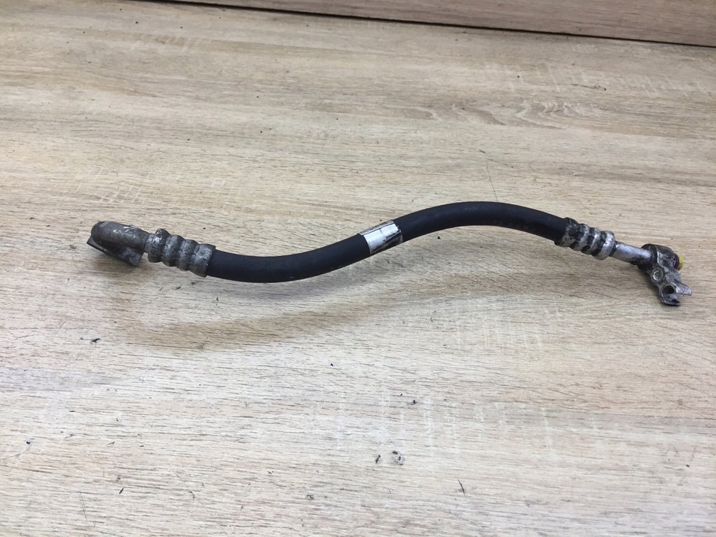 Патрубок труба шланг кондиціонера mercedes 5.5 v8 w219 Оригінал