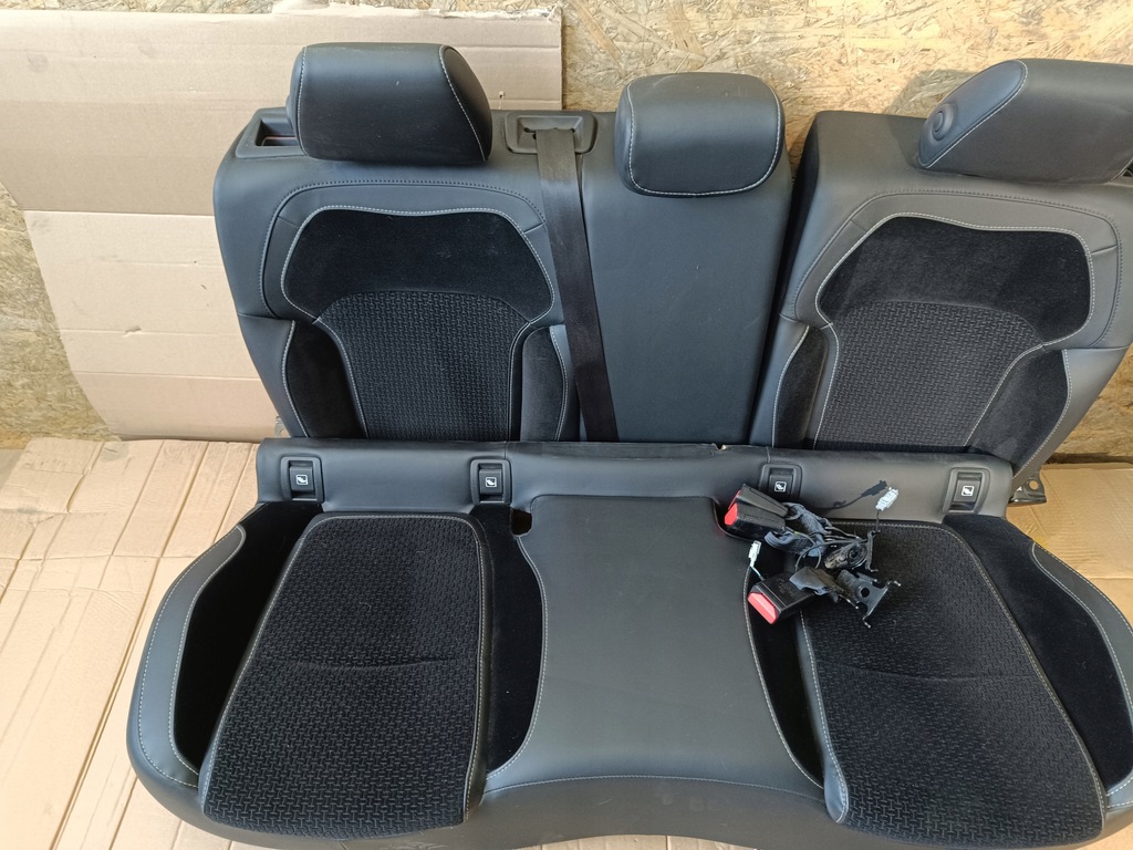 фото №4, Сидіння обшивки заднє сидіння megane iv kombi