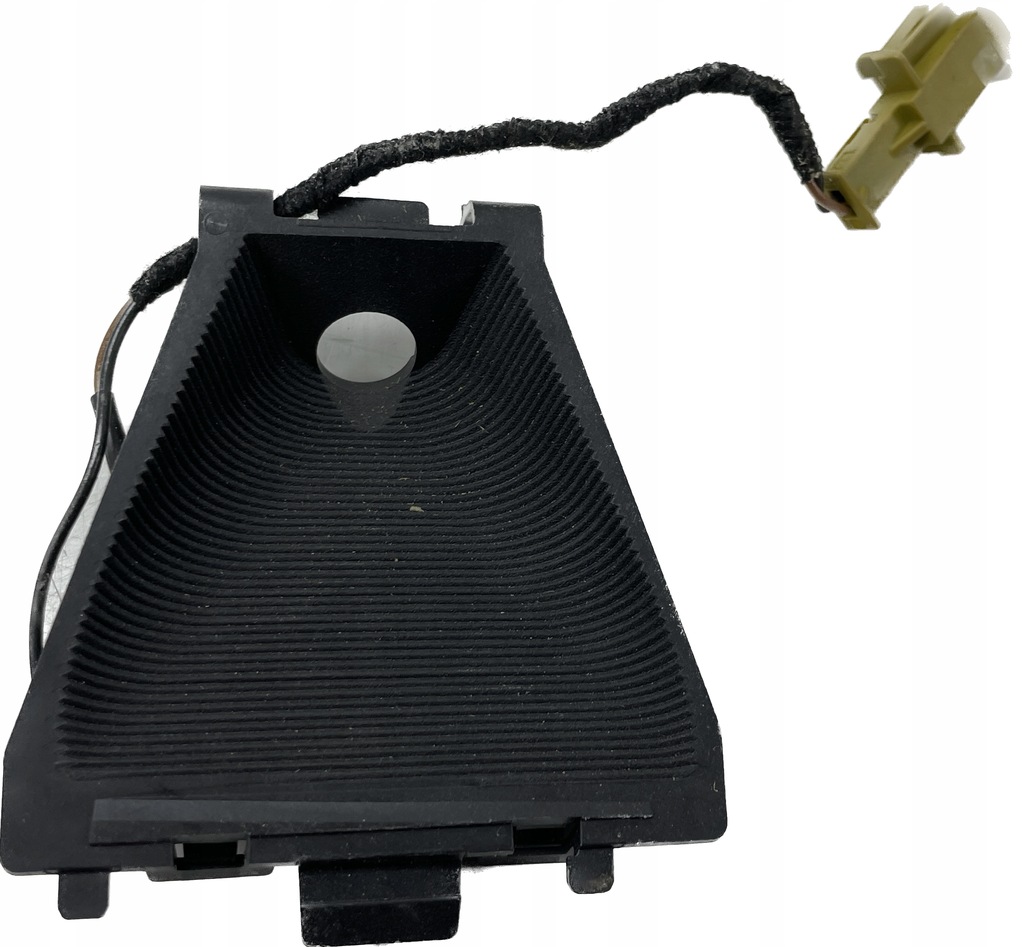 фото №1, Mercedes w177 a180 19r защита защита камера