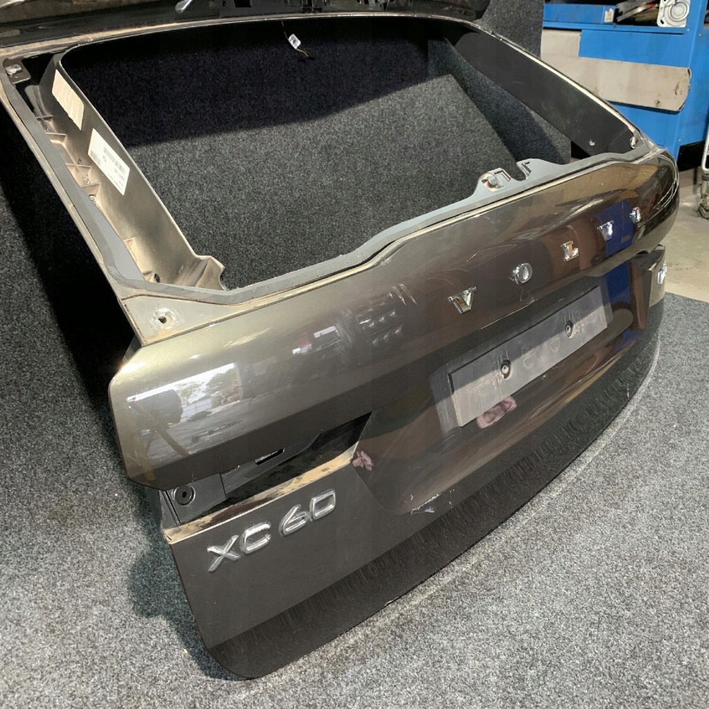 фото №2, Volvo xc60 ii 2017- кришка багажника задня багажника