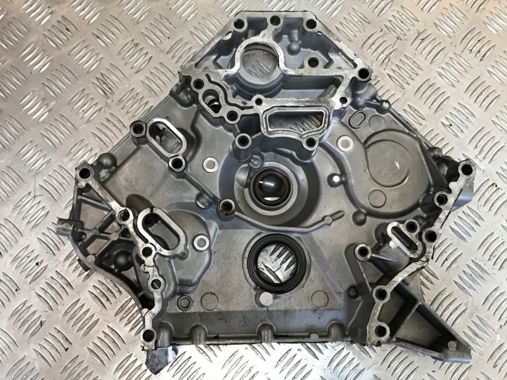 Крышка распределительного вала mercedes r230 6,3 amg 1560152002 Киев