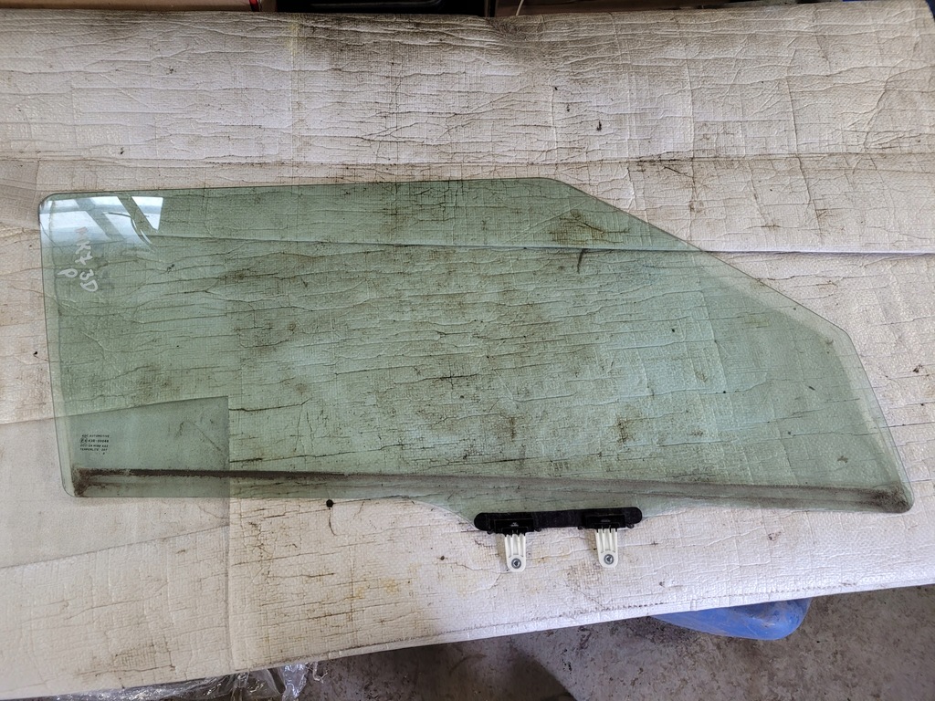 фото №1, Suzuki swift mk7 стекло дверь правый перед 3d