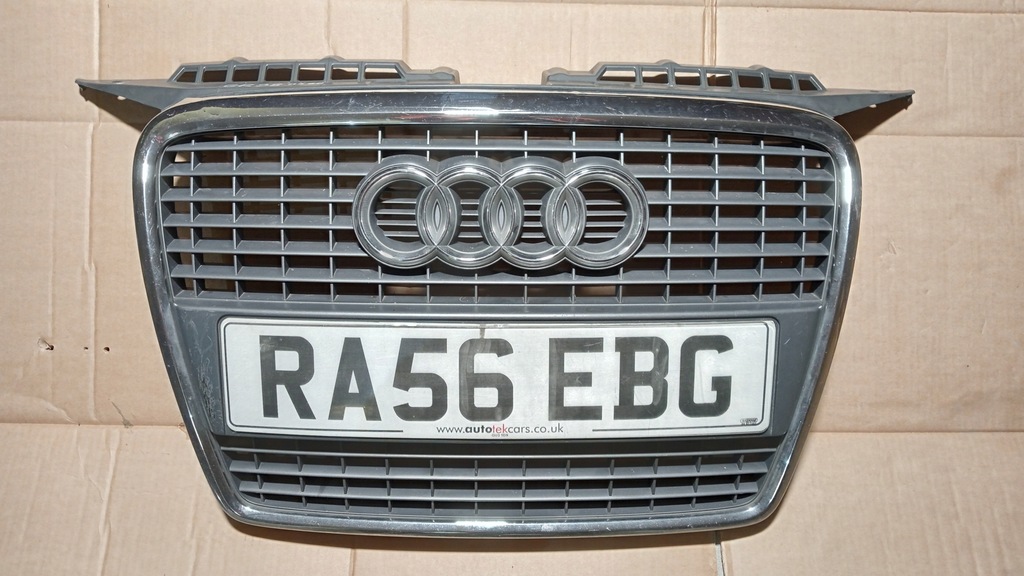 фото №1, Audi a3 8p большой решётка радиатора решётка радиатора решётка радиатора хром