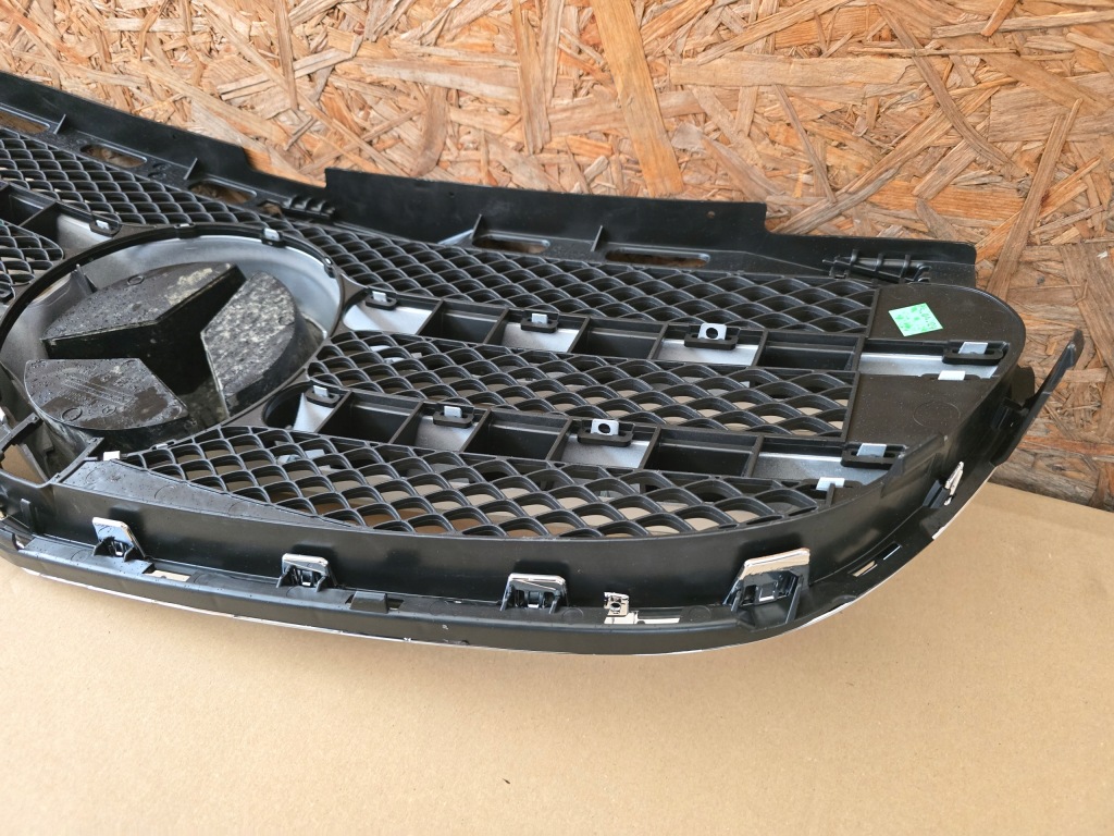 Mercedes e klasa w212 рестайлінг  решітка радіатора решітка радіатора a2128851500 Недорого