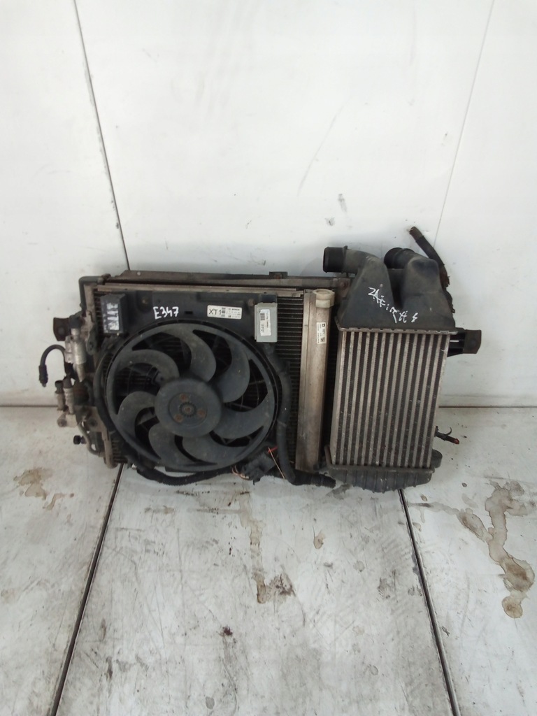 фото №1, E347 pas радиатор zafira b 13129195