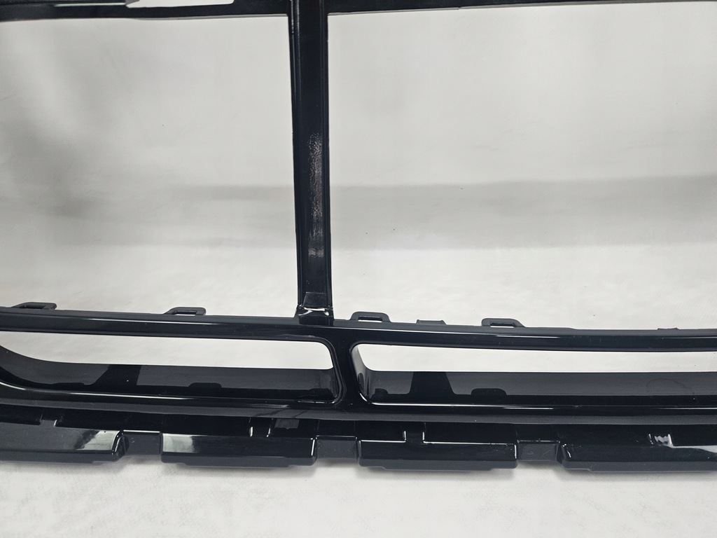 фото №10, Audi rs3 iv lift 2024 - молдинг рамка решётка бампера перед 8y0807725a