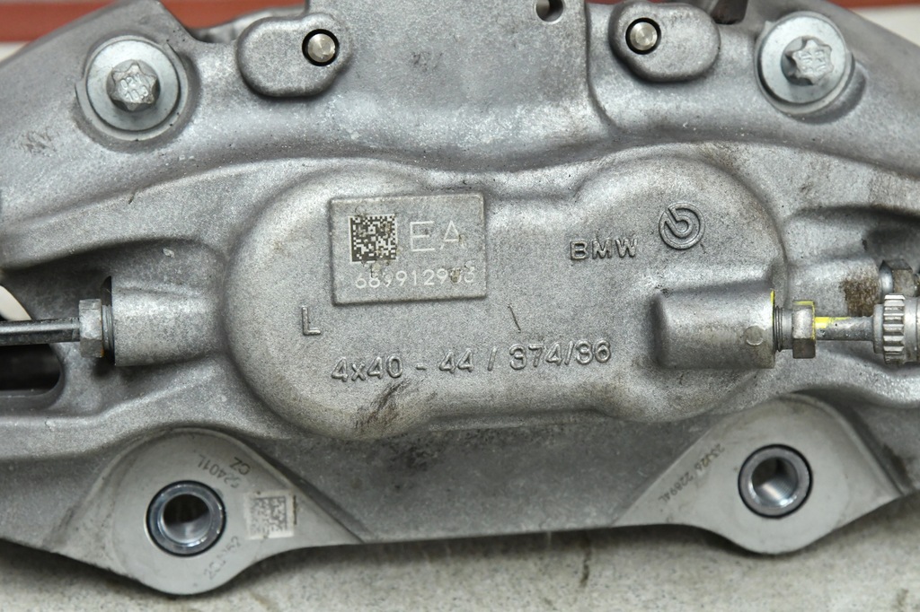 фото №7, Суппорт прижим тормозной левый перед передний bmw 5 g60 g61 7 g70 x3 g45