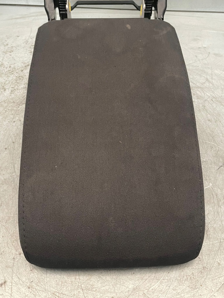 фото №4, Vw scirocco iii 08-14 підлокітник велюровий