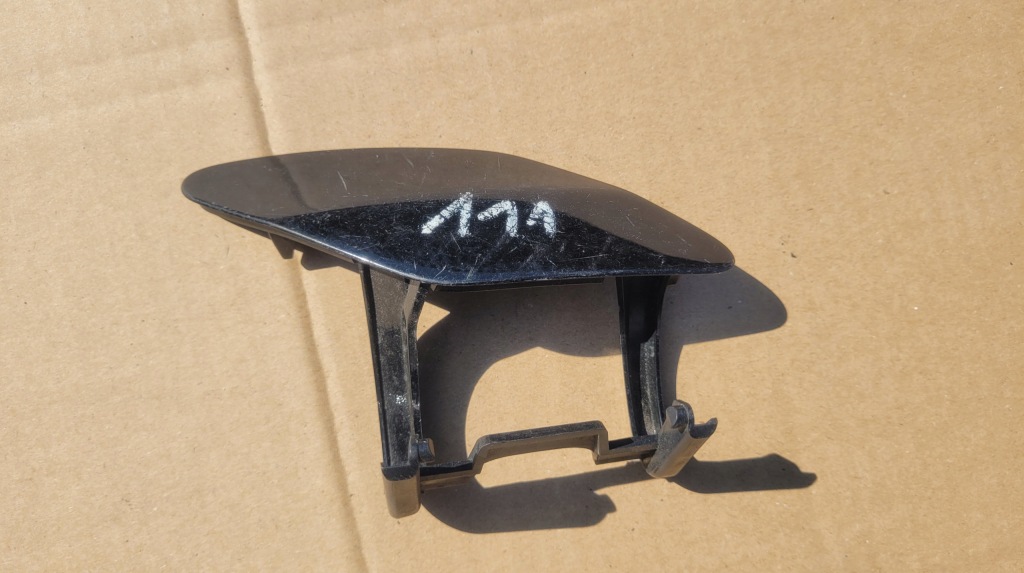 фото №1, Mercedes w246 заглушка розпилювача права a2468850922 // 111