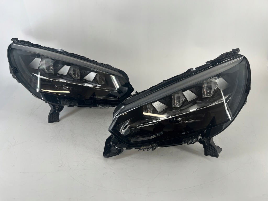 фото №1, Лампы передние full led peugeot 2008 ii 208 ii lift 9850598580 9850597780