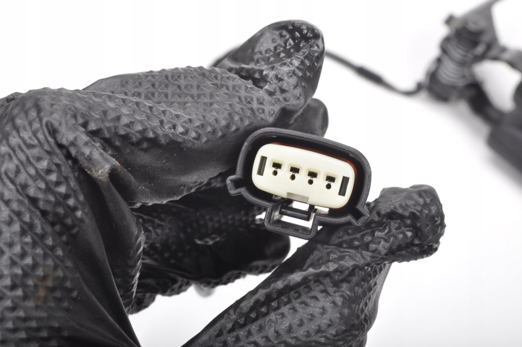 фото №4, Ford puma ii mk2 кліпса ременів безпеки