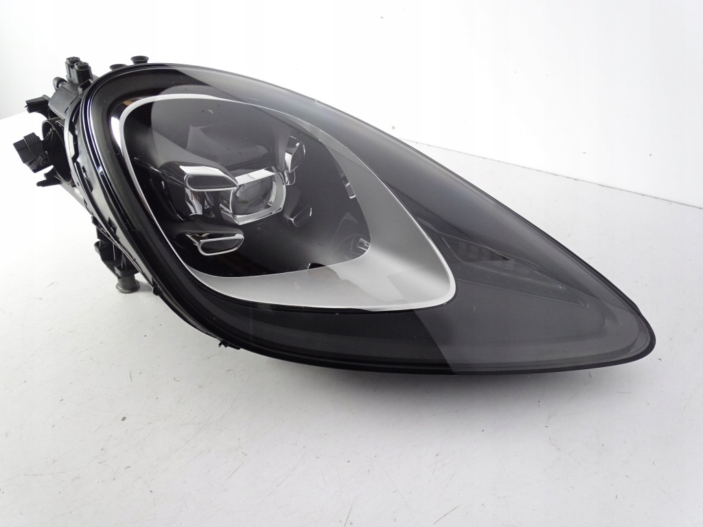 Купити Фара передня правий porsche cayenne 9y full led