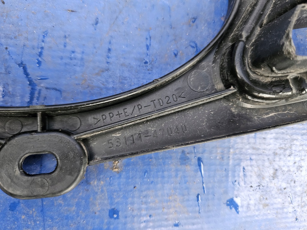 фото №10, Toyota prius iii 11-15 lift решётка радиатора решётка радиатора 53111-47040