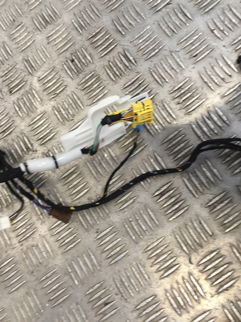 фото №10, Mercedes c-klasa w206 жгут электропроводка панели консоли