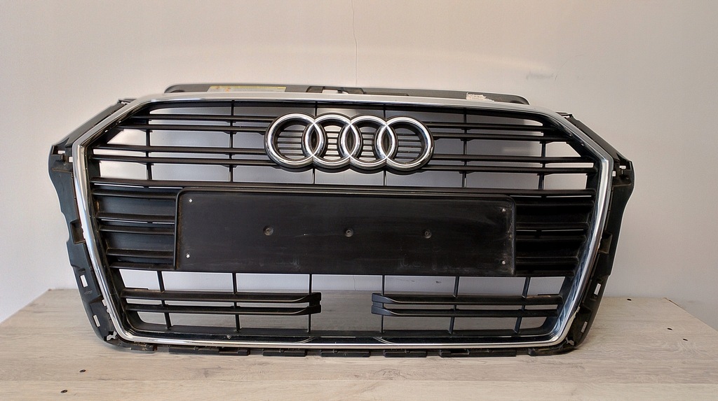фото №1, Audi a3 lift 8v3853651ab решётка радиатора решётка радиатора радиатора радар