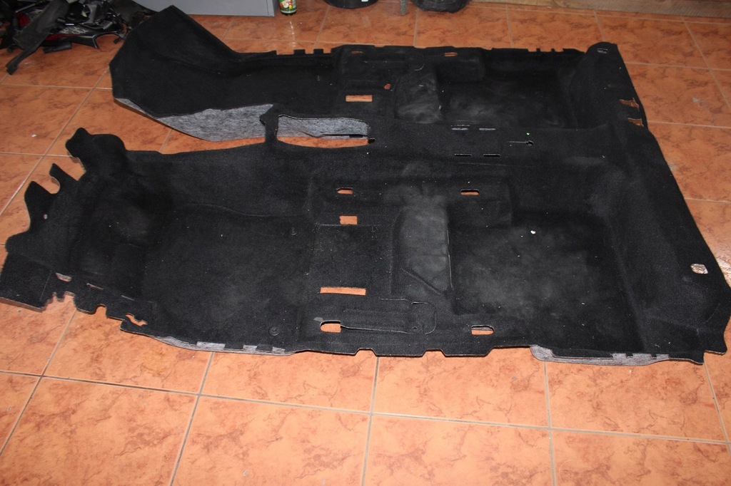 фото №1, Vw tiguan ii lift r коврик -обшивка оригинал